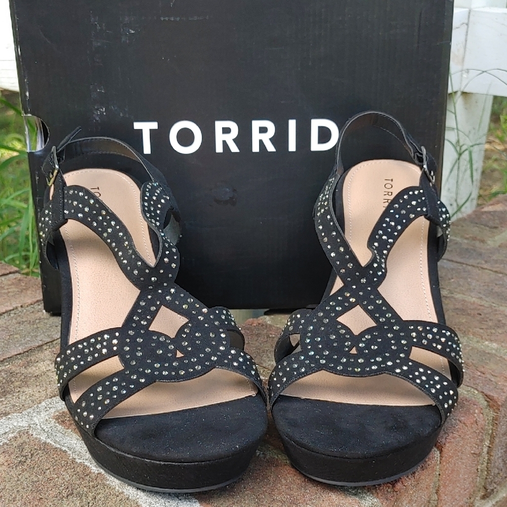 Torrid Black Faux Suede Jewel Platform Wedge Size 11W (1263)